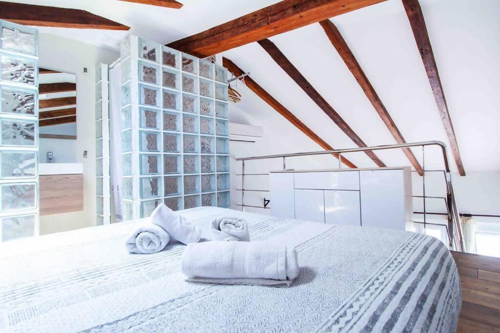 Acogedor Duplex Con Terraza Interior En La Playa Leilighet Valencia Eksteriør bilde